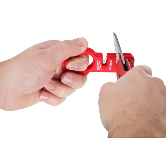 MILWAUKEE 4932478562 kompaktní brousek na nože