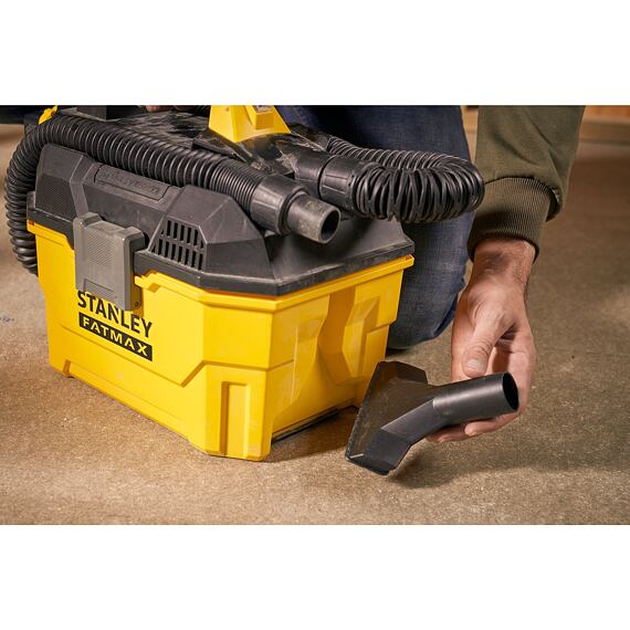 STANLEY SFMCV002B aku vysávač V20, obsah 7,5l, mokré aj suché vysávanie, bez batérie