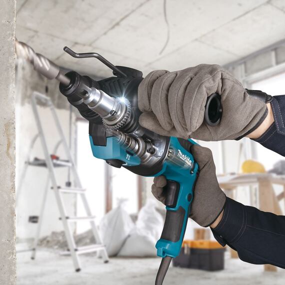 MAKITA HR2670X3 kombinované kladivo SDS+, 800W, 3,0J, prokluzová spojka, kufr, sada vrtáků B-55784