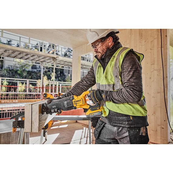 DeWalt DCS386H2T aku pila ocaska 18V/2*5Ah POWERSTACK, kufr Tstak