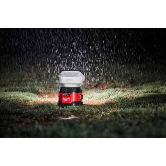 MILWAUKEE M18 URSL-0 aku lampa 18V, 4250lm, dosah až 1200m, dálkové ovládání, bez baterie