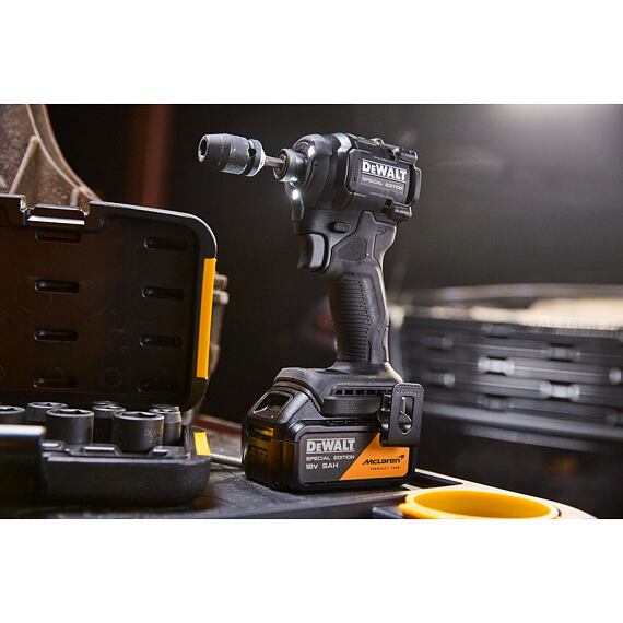 DeWalt DCK3222MP2T aku set DCD86M+DCF86M+DCF99M, 18V/2*5Ah, TSTAK, edice McLaren