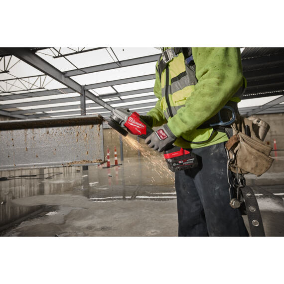 MILWAUKEE M18 FHSAGSVO125X-0X aku úhlová bruska 18V, bez baterie, kufr