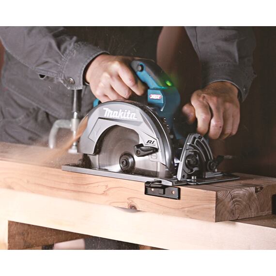 MAKITA HS003GZ aku okružná píla Li-Ion XGT 40V, prerez 68,5 mm, kotúč 190/30 mm bez batérie