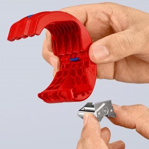 KNIPEX nástroj na řezání plast. trubek pr.20-50mm, tl. stěny až 2,4mm 902210BK