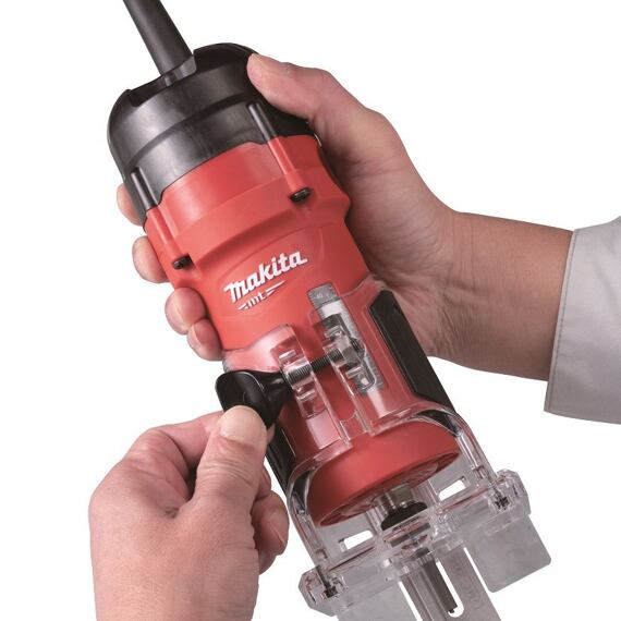 MAKITA M3702 jednoručná frézka 530W, 6mm