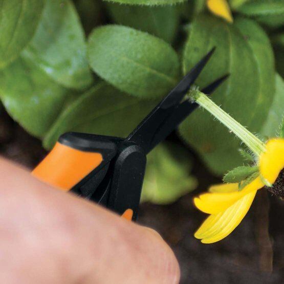 FISKARS 1063321 nůžky na rostliny zastřihávací