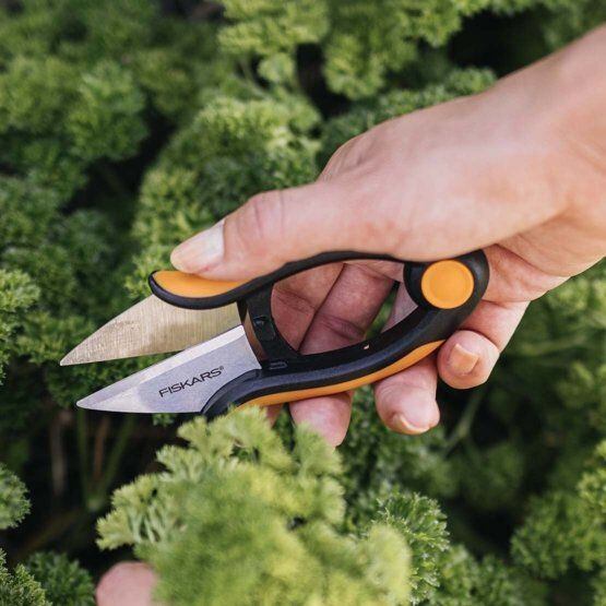 FISKARS 1063326 nožnice na bylinky SOLID kalené nerezové čepele