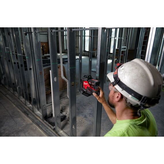 MILWAUKEE M12 3PL-401C krížový laser, 3 lúče, 12V/4Ah, ZELENÝ, dosah 38m/100m s detektorom