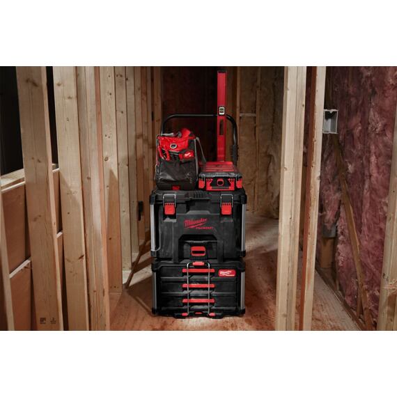 MILWAUKEE 4932478162 box PACKOUT XL, nosnosť až 45kg, IP65, vnútorný organizér