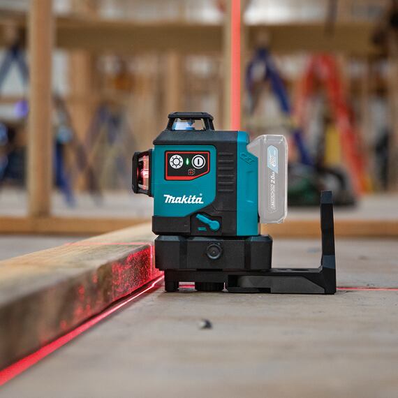 MAKITA SK700D aku čárový laser 10,8V/12V CXT, červený, bez baterie
