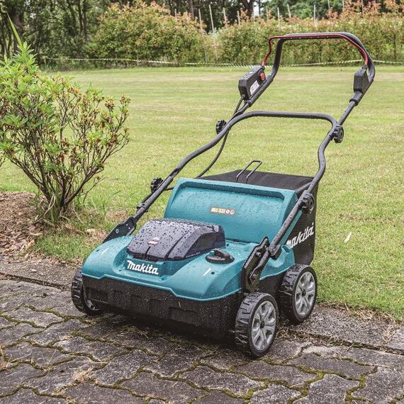 MAKITA UV001GZ aku vertikutátor 40V XGT, záber 38cm, bez batérie