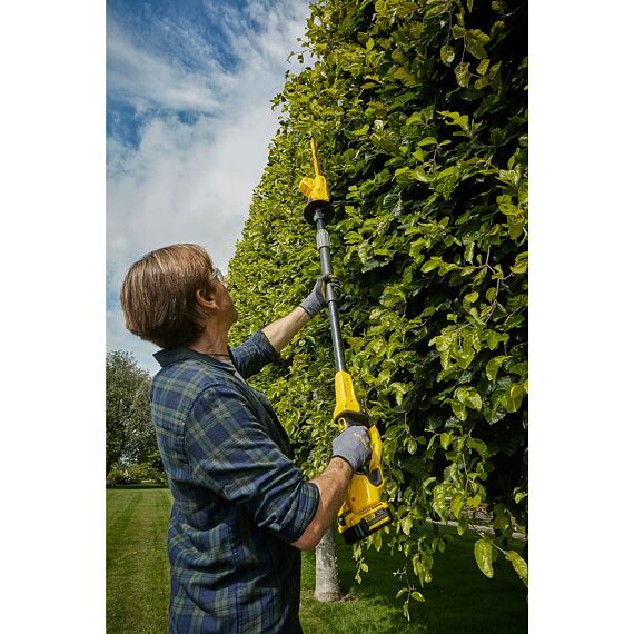 STANLEY SFMCPH845B aku nůžky na živý plot 45cm na tyči, V20 FATMAX, dosah až 3,4m, bez baterie