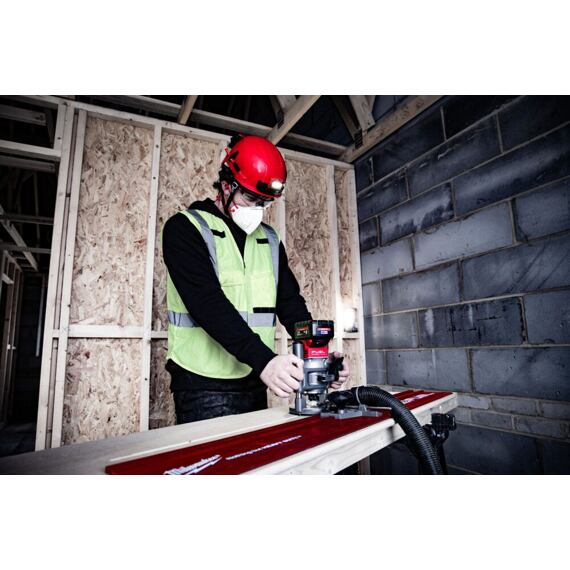 MILWAUKEE M18 FR12KIT-0P aku vrchní frézka 12mm 18V, příslušenství bez baterie