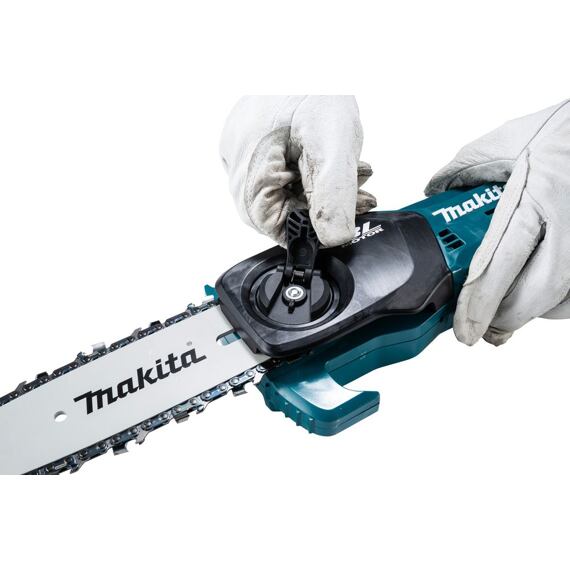 MAKITA DUA200Z01 aku vyvětvovací pila 18V LXT, dosah 1620mm + 2520mm, dělená hřídel, bez baterie