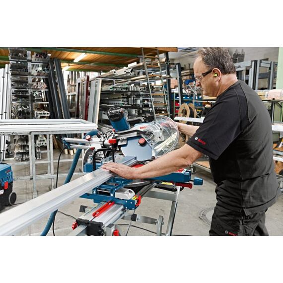 BOSCH GCM 12 SDE pokosová pila se zákluzem, 305mm, řez až 85*370mm