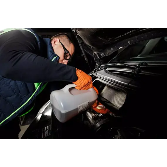 NEO konev dílenská 3l, ohebný nástavec, víčko, stupnice, odolná provozním kapalinám, 10-803