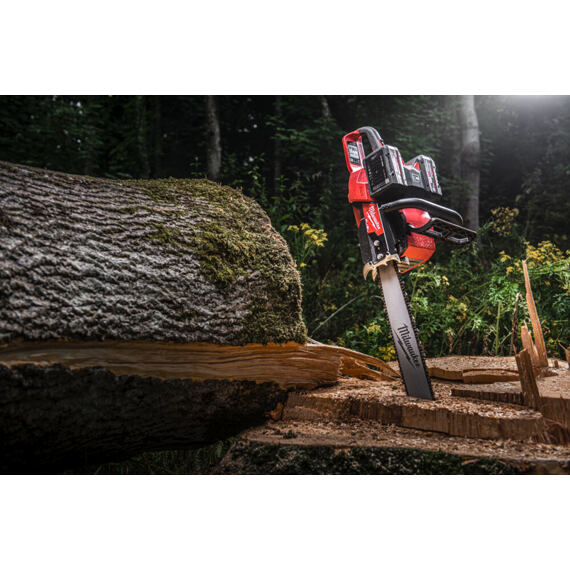 MILWAUKEE M18 F2CHS50-0 aku řetězová pila 2*18V, lišta 50cm, výkon cca 5,8HP, bez baterie