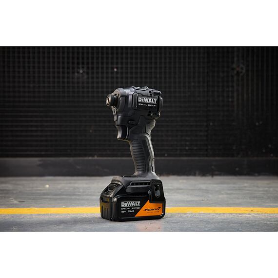 DeWalt DCK3222MP2T aku set DCD86M+DCF86M+DCF99M, 18V/2*5Ah, TSTAK, edice McLaren