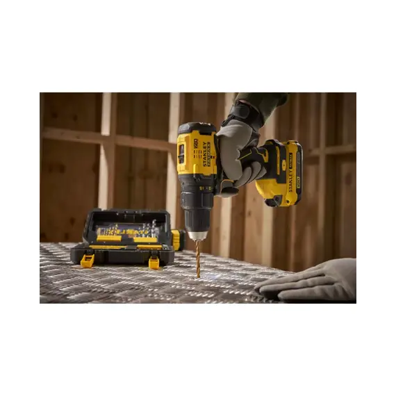 STANLEY STA88550 sada vrtáků do kovu TITANIUM, 31-dílná, kufr