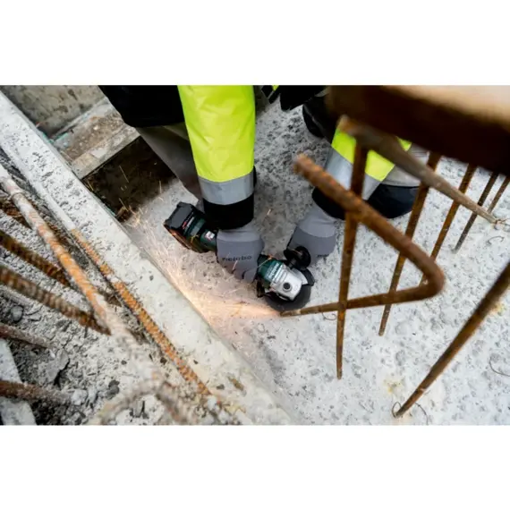 METABO W 18 L 9-125 Q aku úhlová bruska 125mm 18V/2*5,2Ah Li-Power, MetaBox165L