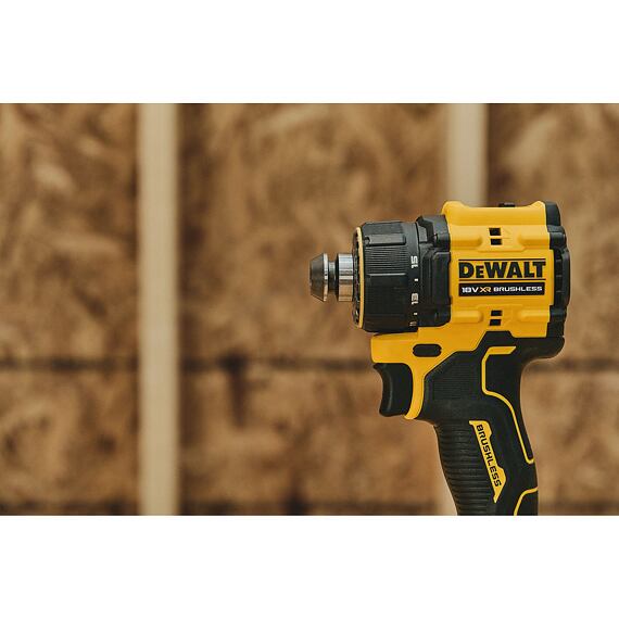 DeWalt DCD803NT aku bezuhlíková příklepová vrtačka a 4 výměnné hlavy 18V, 73Nm, kufr TSTAK, bez aku