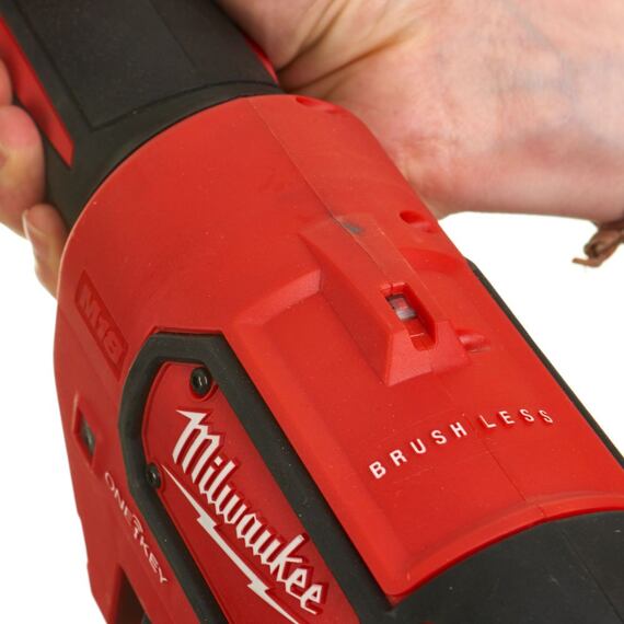 MILWAUKEE M18 HCCT-201C aku hydraulické krimpovacie kliešte na káble 53kN FORCELOGIC