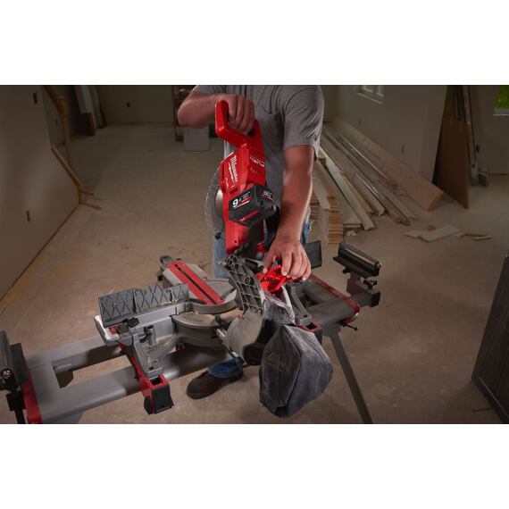 MILWAUKEE M18 FMS254-0 aku pokosová píla 18V, 254mm bez batérie