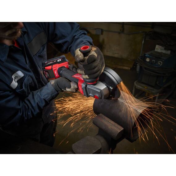 MILWAUKEE M18 CAG125XPDB-0X aku úhlová bruska 125mm, kolébkový vypínač, 18V bez baterie, kufr