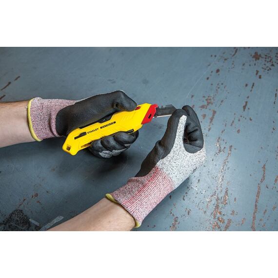 STANLEY FMHT10362-0 nůž bezpečnostní, automatické zasunutí čepele