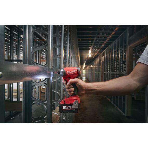 MILWAUKEE M18 FQID-0X aku tichý rázový utahovák 1/4" HEX 18V, bez baterie, HD BOX