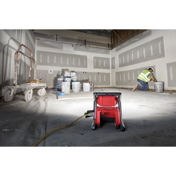 MILWAUKEE M18 HOAL-0 aku lampa 18V alebo 230V, 4000/2000/1200 lm TRUEVIEW