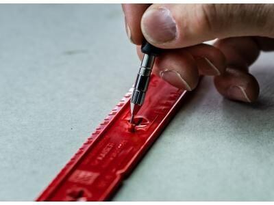 PICA FINE DRY automatická ceruzka 0,9mm na presné značenie na väčšinu povrchov 7070
