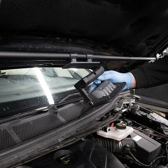 SCANGRIP NOVA BONNET svítilna NOVA R s držákem BONNET 1,2-1,7m a posuvnou redukcí, 2000lm, 5457