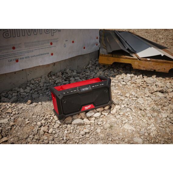 MILWAUKEE M18 RADDAB+G2-0 aku stavebné rádio DAB+, BLUETOOTH do 30m, 2*bas reproduktor, bez batérie