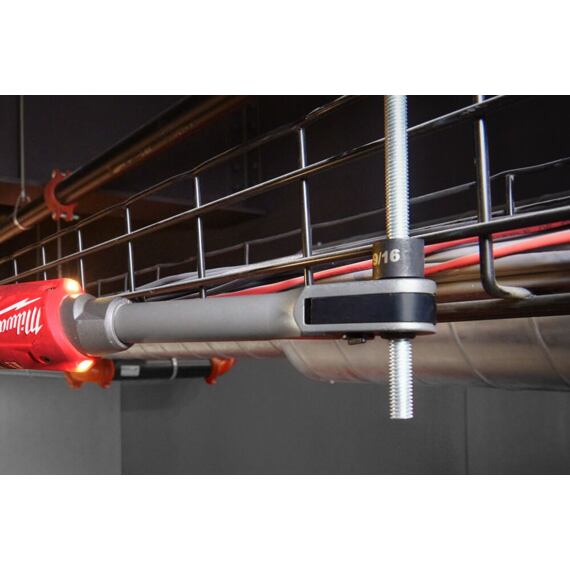 MILWAUKEE M12 FPTR-0 aku rázová průchozí ráčna 12V, dlouhý krk, adaptéry, bez baterie