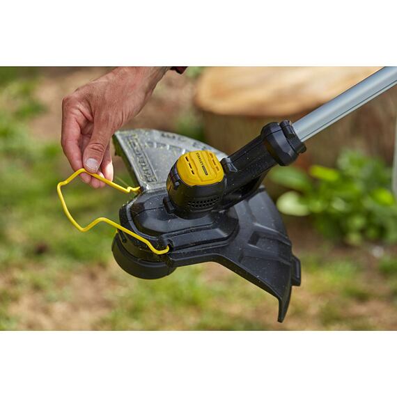 STANLEY SFMCST933B aku strunová sekačka V20 18V, 33cm, bez baterie