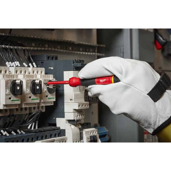 MILWAUKEE 4932493659 šroubovák VDE s nástavci 8v1, PH+PZ+TRX, látkové pouzdro