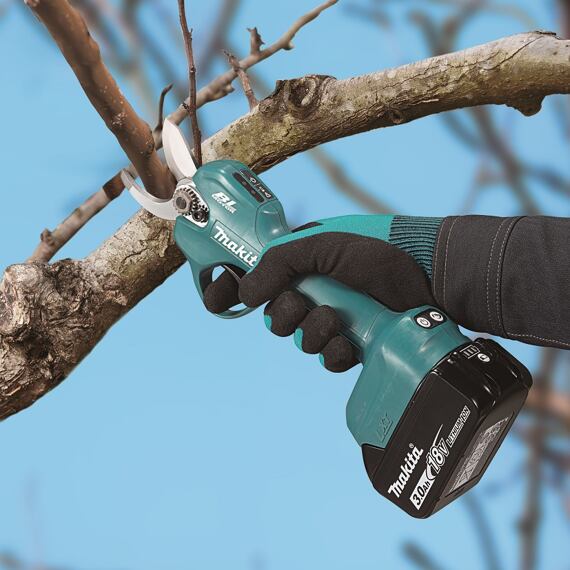 MAKITA DUP181Z aku nůžky na větve 18V LXT, střih 10-30mm, bezuhlíkový motor, bez baterie