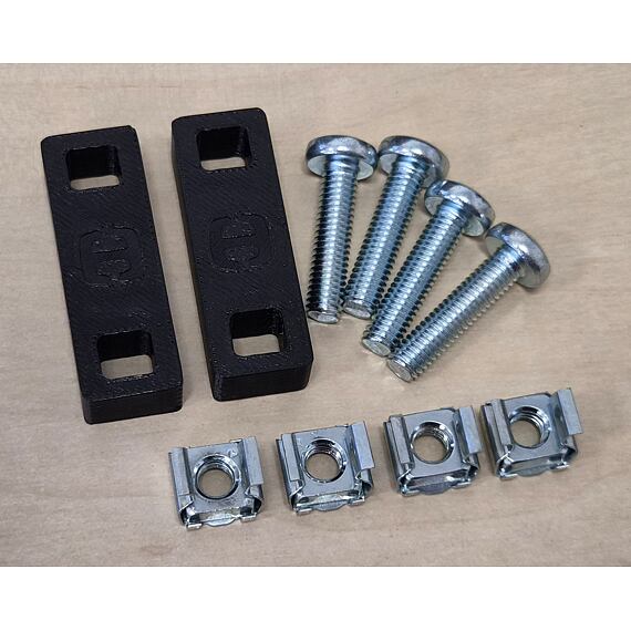3D Tisk podložka pro 1U zařízení, 30mm, 2ks, včetně spojovacího materiálu