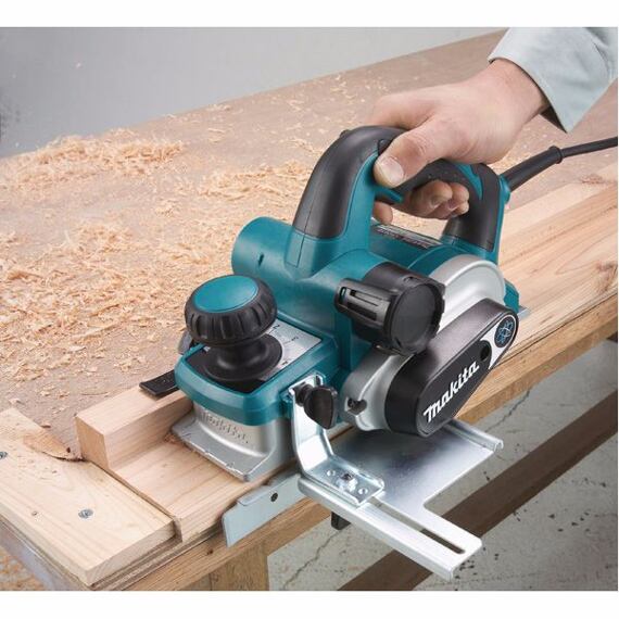 MAKITA KP0810C hoblík 82mm 1050W