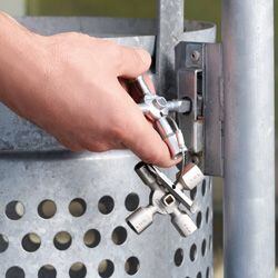 KNIPEX klíč na rozvaděčové skříně 001101.09