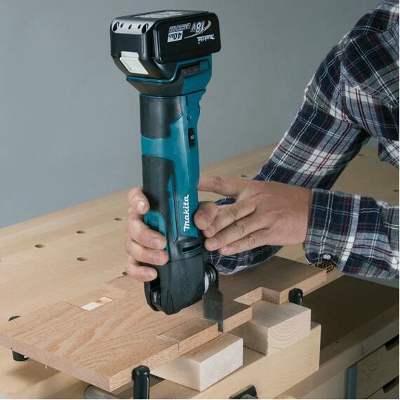MAKITA DTM51Z aku Multi Tool 18V bez baterie