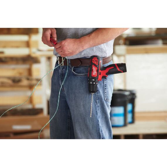 MILWAUKEE M12 BPD-0 aku příklepová vrtačka 12V, 38Nm, 0-400/1500 ot./min bez baterie