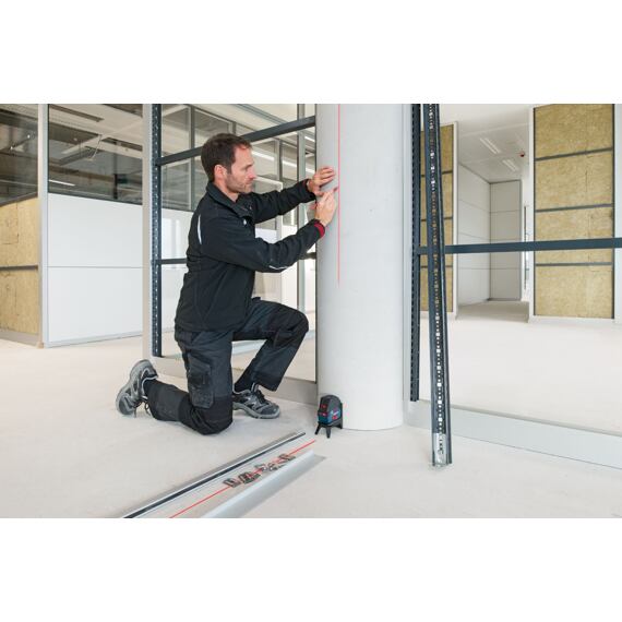 BOSCH GCL 2-15 + RM1, krížový laser, držiak, box