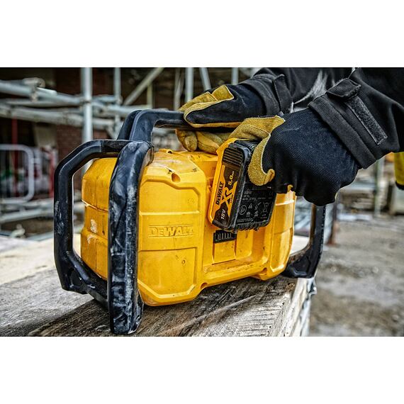 DeWalt DCR029 aku rádio DAB+ na batérie 12V-54V XR, možnosť napájania 230V, bez batérie