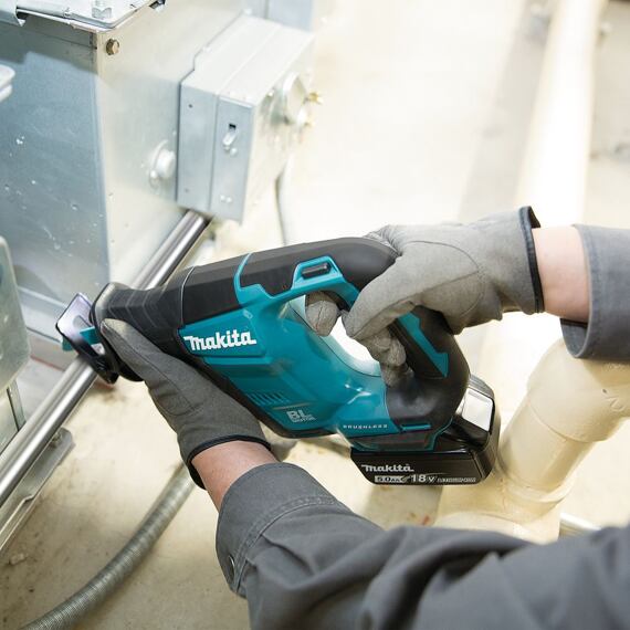MAKITA DJR188Z aku pila ocaska 18V LXT bez baterie