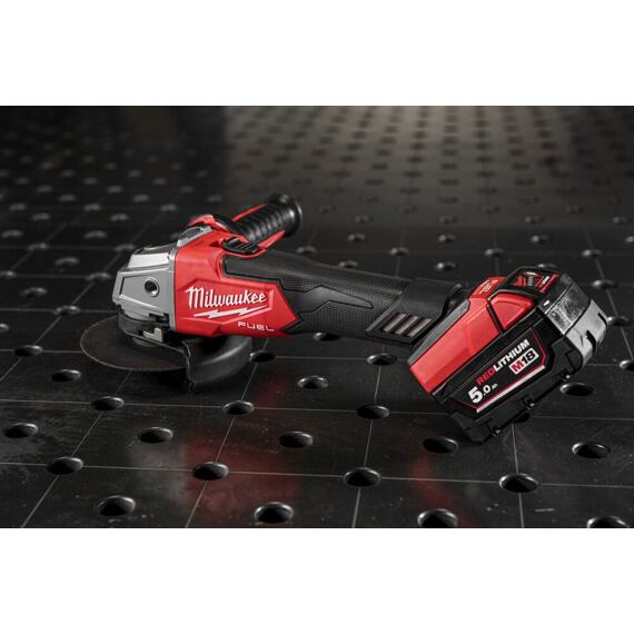 MILWAUKEE M18 FPP6H3-502B aku sada 6* stroj, 18V/2*5Ah, taška