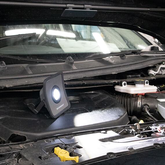 SCANGRIP NOVA BONNET svítilna NOVA R s držákem BONNET 1,2-1,7m a posuvnou redukcí, 2000lm, 5457