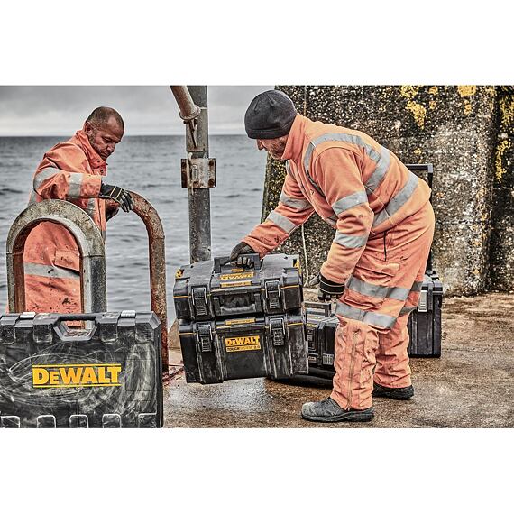 DeWalt DWST83293-1 kufrík box DS166, objem 39l, 554*336*165mm, ToughSystem, IP65